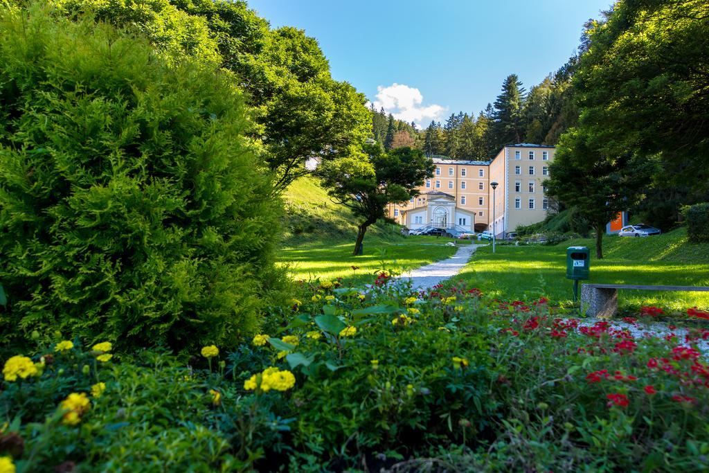 Rimske Terme - Hotel Zdraviliski Dvor Rimske Toplice Zimmer foto